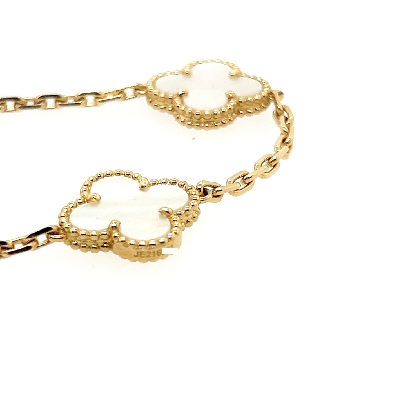 Van Cleef&Arepls Vintage Alhambra necklace, 10 motifs
18K yellow gold, Mother-of-pearl necklace